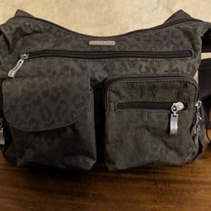 Baggallini Cross Body Brown Leopard